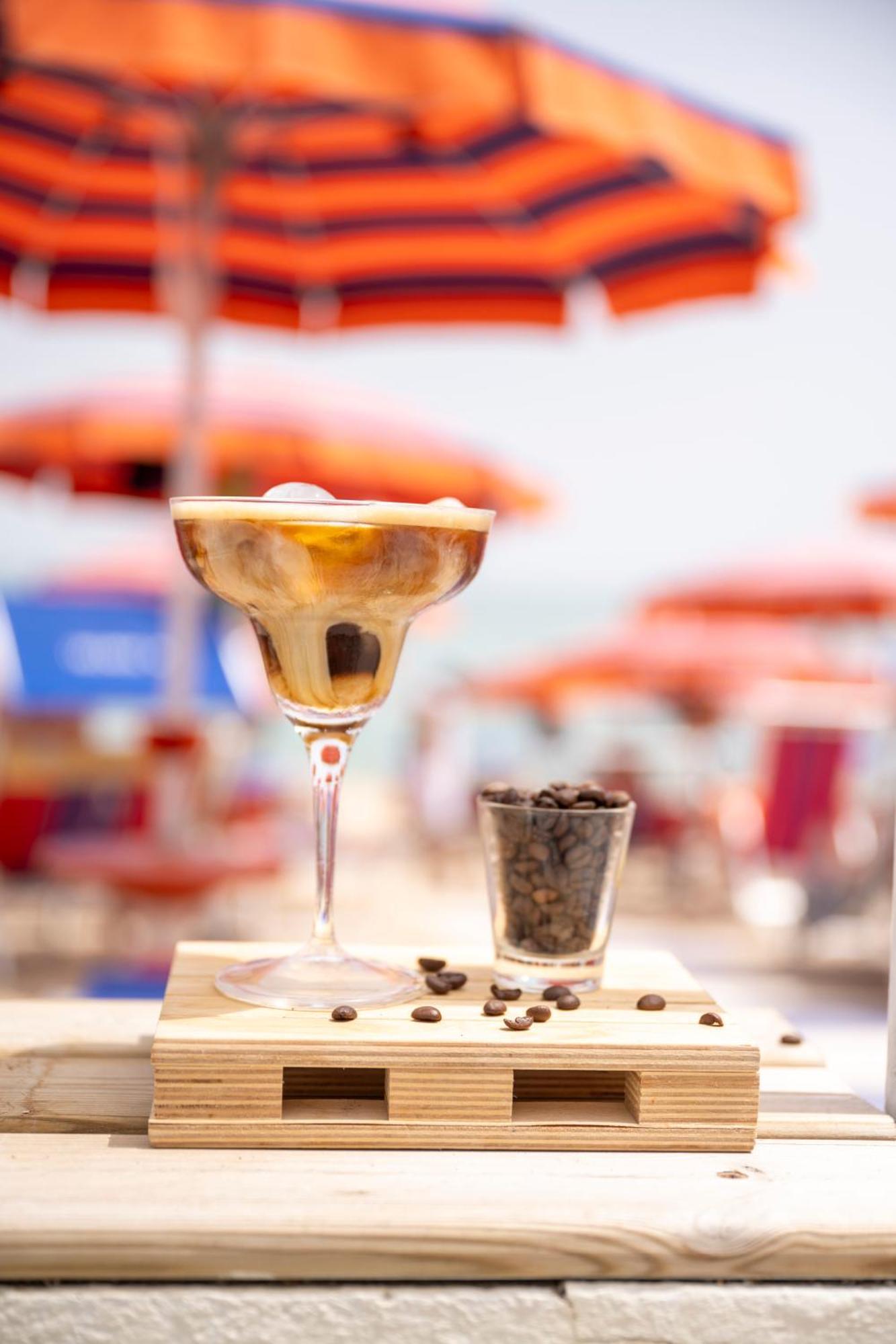 Hotel Kon Tiki Нумана Екстериор снимка
