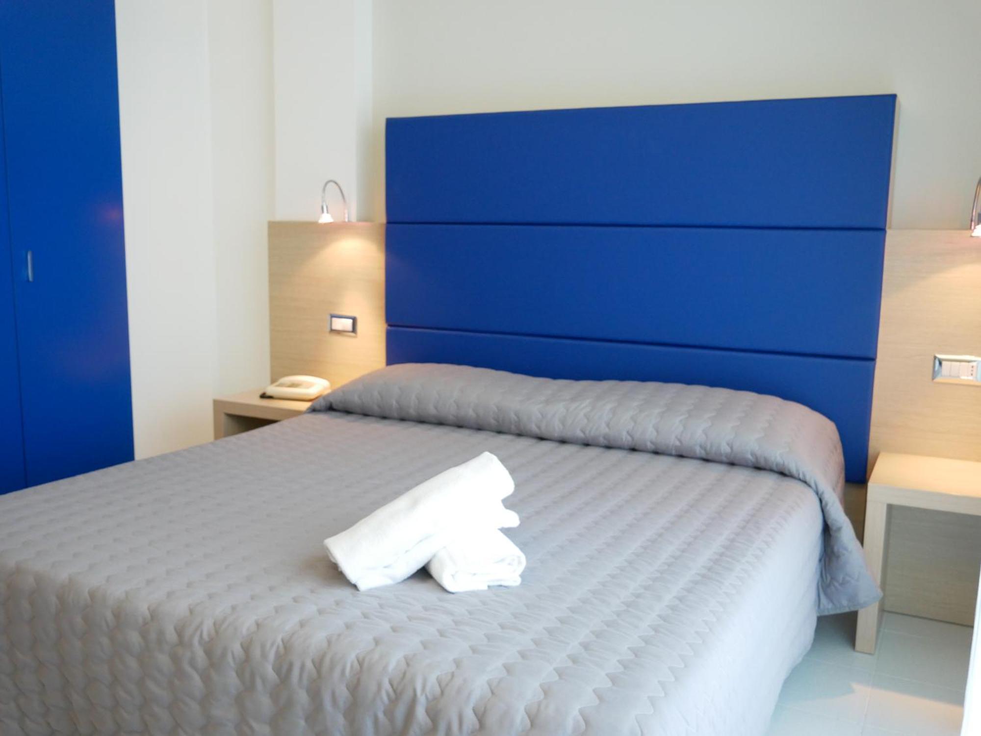 Hotel Kon Tiki Нумана Екстериор снимка